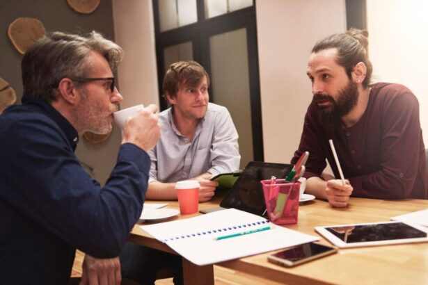 schedule a meeting with a group