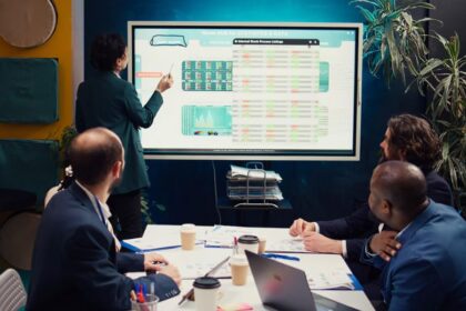 schedule a meeting with a group