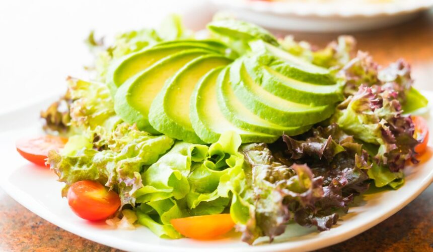 best ensalada con palta near me